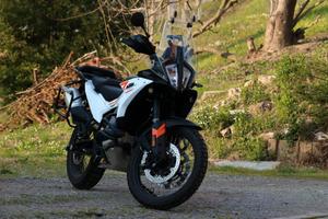 KTM 790 Adventure 2024 - pronta per il viaggio!