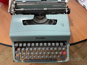 MACCHINA DA SCRIVERE  OLIVETTI 32