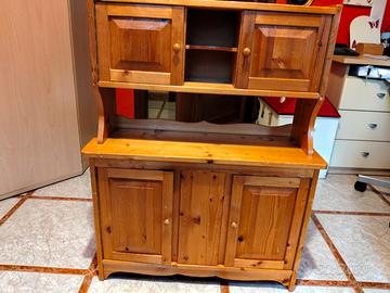 piccola credenza gioco 