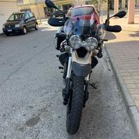 Moto guzzi v85tt