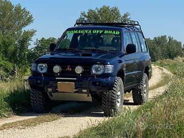 MITSUBISHI Pajero ('82-'00) - 1998 allestito VAN