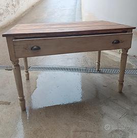 Tavolo Salentino 