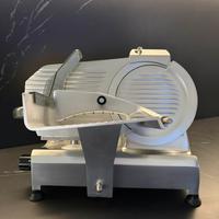 Affettatrice professionale con lama dim 22