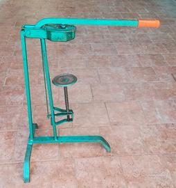 Tappa bottiglie per tappi in sughero
