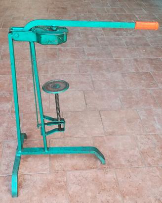 Tappa bottiglie per tappi in sughero