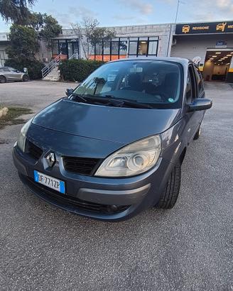 Renault Scenic GPL