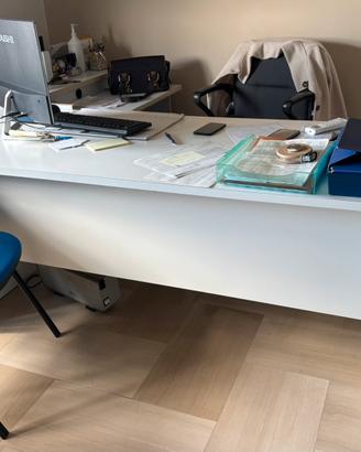 crivania da ufficio completa di tavolo dattilo