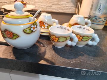 set tazzine e zuccheriera THUN