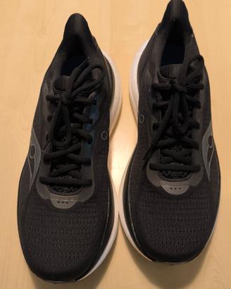SAUCONY TRIUMPH 23 taglia 42.5