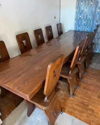 Tavolo+sedie+credenza