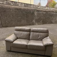 divano in pelle