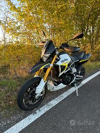 Aprilia Dorsoduro 750