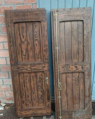 scuri legno/finestre acciaio/porta noce blindata