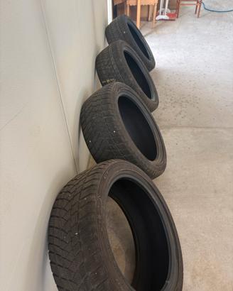 Gomme invernali 225/45 17 Gt Radial