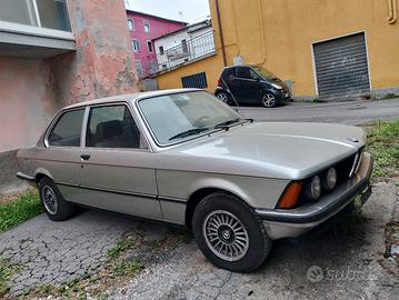  BMW 315 anno 1982  iscritta  ASI 