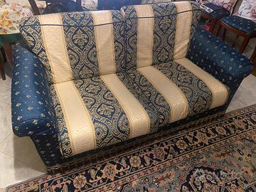 Coppia di divani due posti