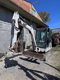 MINI ESCAVATORE BOBCAT 331