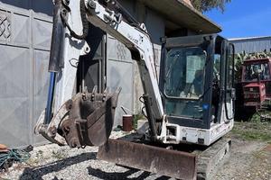 MINI ESCAVATORE BOBCAT 331