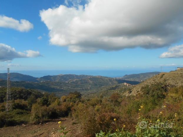 Mercato Cilento - terreno con rudere