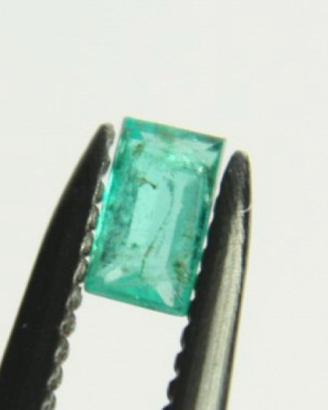 Smeraldo naturale 0.08 ct (1496)