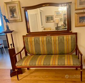 mobili stile Luigi XVI