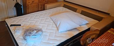 Divano letto in pelle
