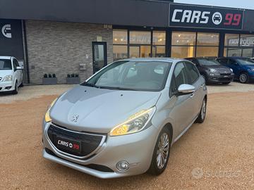 Peugeot 208 PureTech 82 5 porte Allure