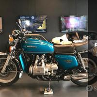 Honda gold wing - 1976
