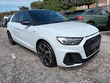Audi A1 SPB 30 TFSI S tronic Identity Black 116cv