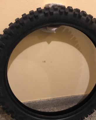 Pneumatico anteriore per moto enduro Pirelli