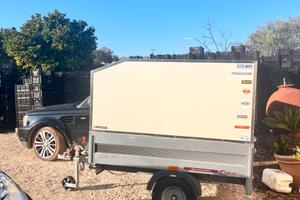 Carrello chiuso per auto