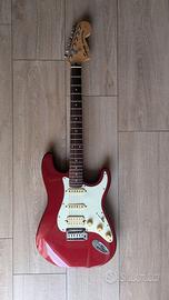 Squier by Fender Standard Stratocaster HSS
