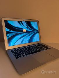 MacBook Air 13” 2017 – i5, 8GB RAM