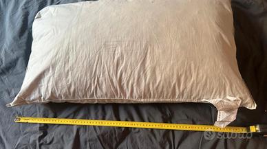 Cuscino IKEA piuma d'anatra grande 70 cm