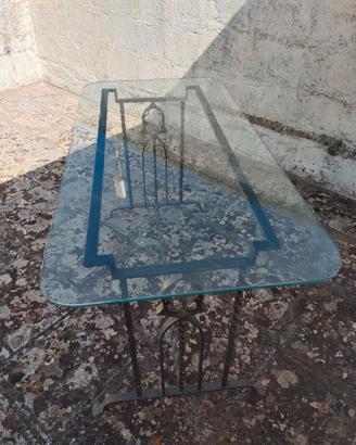 Tavolo in ferro battuto