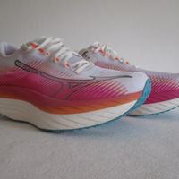 Scarpe Mizuno Wave Rebellion Pro, taglia 42,5