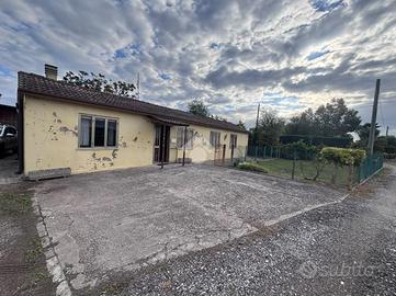 CASA INDIPENDENTE A CORREZZOLA