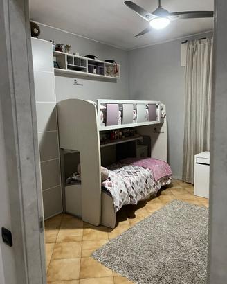 cameretta completa + parete attrezzata
