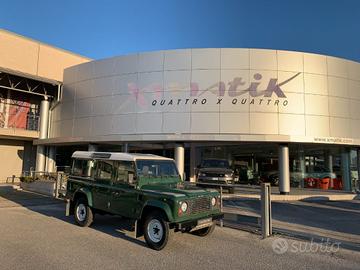LAND ROVER Defender 110 2.5 300 Tdi Station Wago