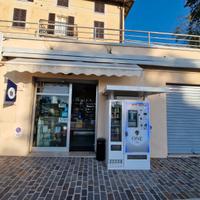 Tabaccheria in zona collegi