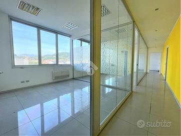 CAPANNONE A CAROBBIO DEGLI ANGELI