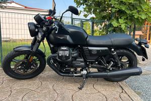 Moto Guzzi V7 III - 2021