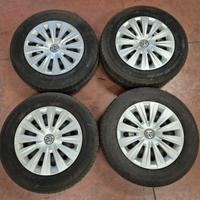CERCHI IN FERRO 15" VW GOLF 7 CON COPRICERCHI