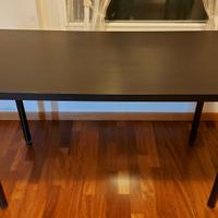 Scrivania IKEA