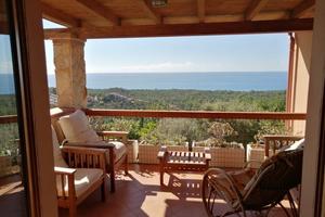 Chia casa con vista mare