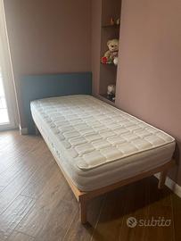 LETTO SINGOLO CON MATERASSO MEMORY