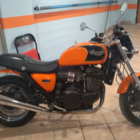 Triumph Thunderbird 900