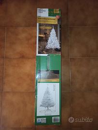 Albero di natale più luci