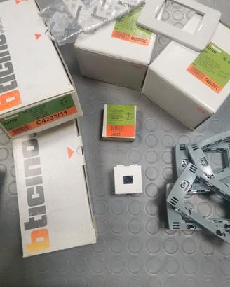 ASSORTIMENTO BTICINO % LUNA
