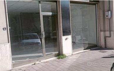 Rif.3650UL23242-3015| locale commerciale caltanis